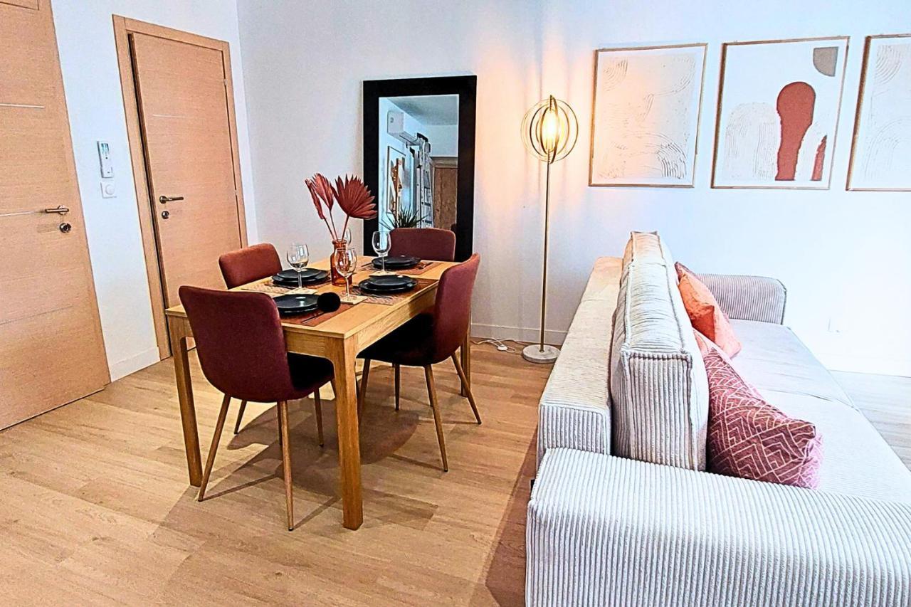 Artgold * Logement Haut De Gamme Spa Roanne Ngoại thất bức ảnh