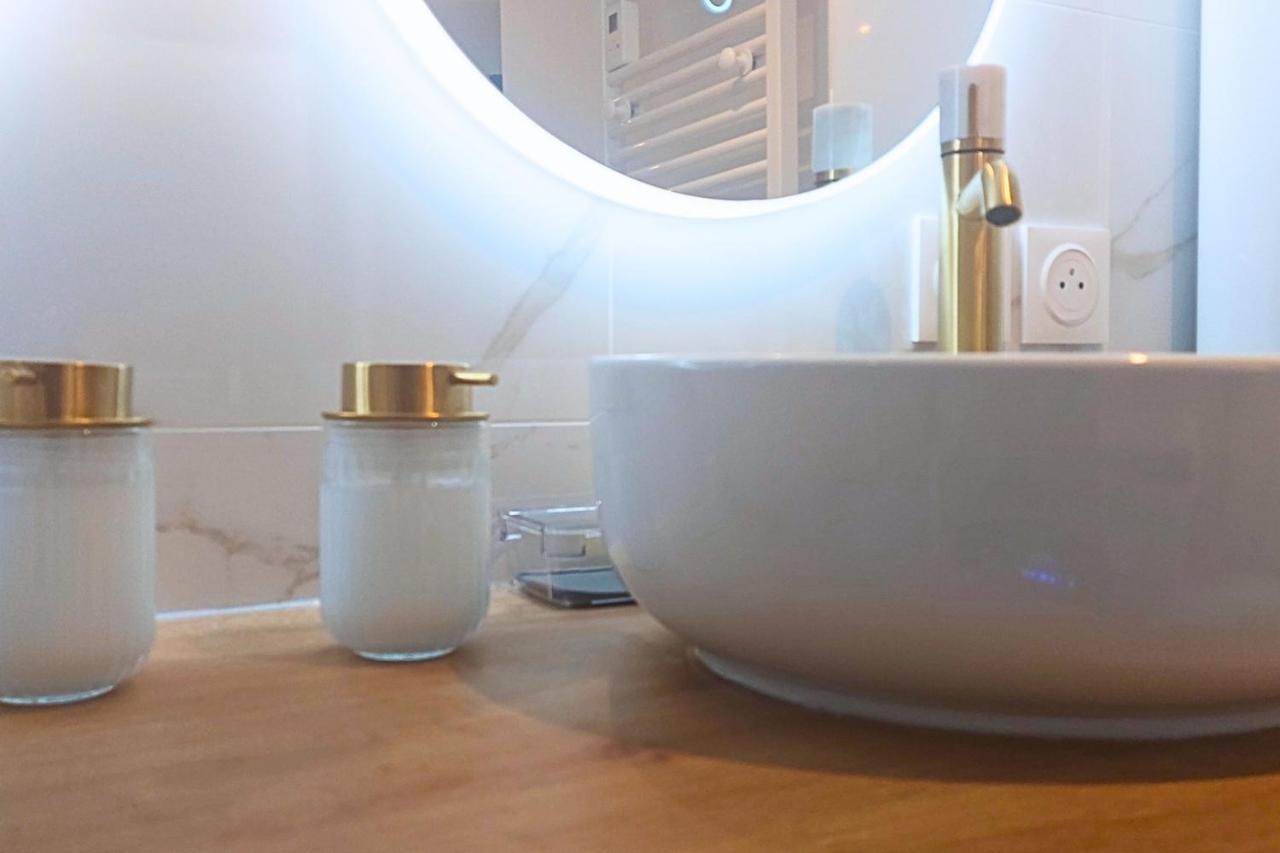 Artgold * Logement Haut De Gamme Spa Roanne Ngoại thất bức ảnh